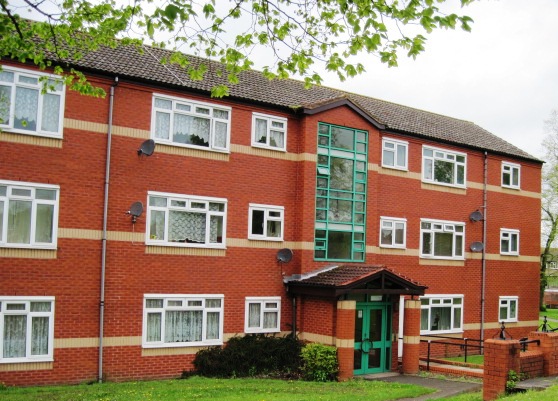 Chesterton Way, Leyfields